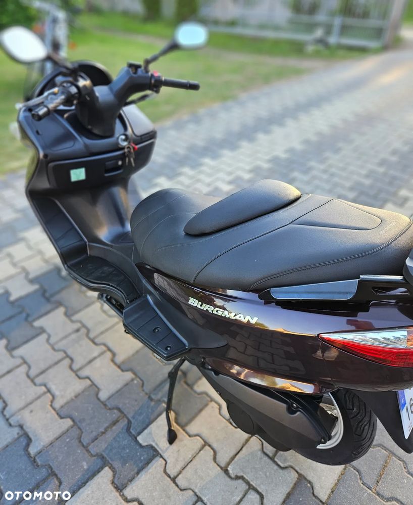 Suzuki Burgman - 11