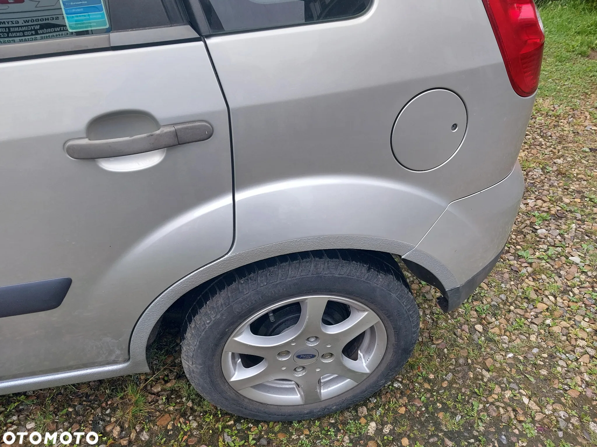 Ford Fiesta 1.3 Ambiente - 11