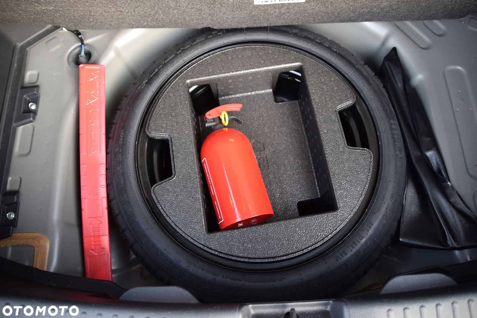 Toyota Yaris Hybrid 1.5 Comfort - 35