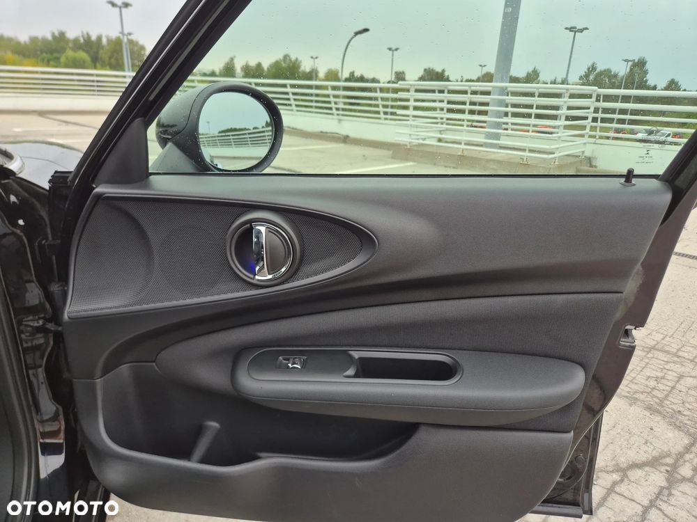 MINI Clubman Cooper D Essential Trim - 14