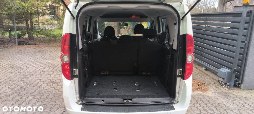 Fiat Doblo 1.6 Multijet 16V Emotion - 12