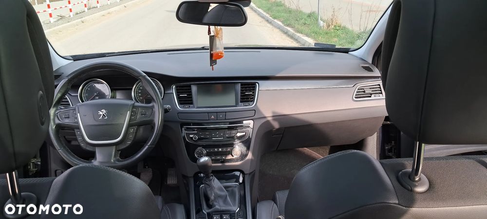 Peugeot 508 1.6 e-THP Allure S&S - 17