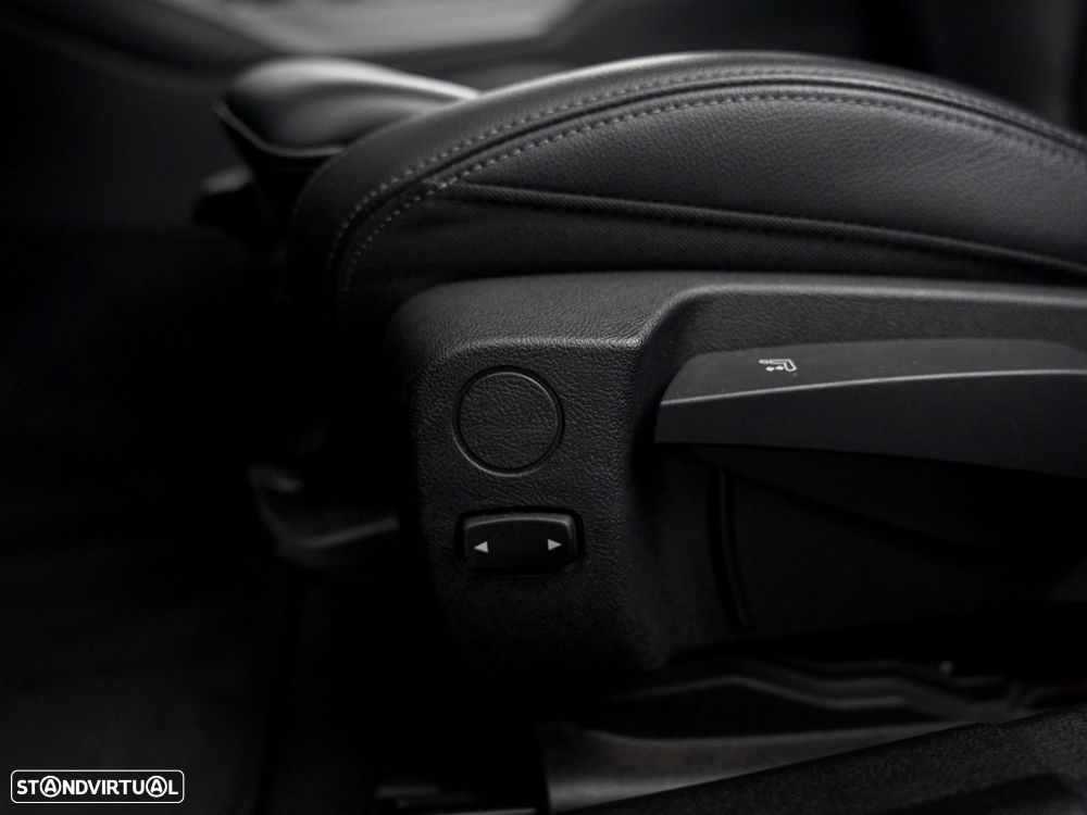 BMW 320 e Corporate Edition Auto - 19