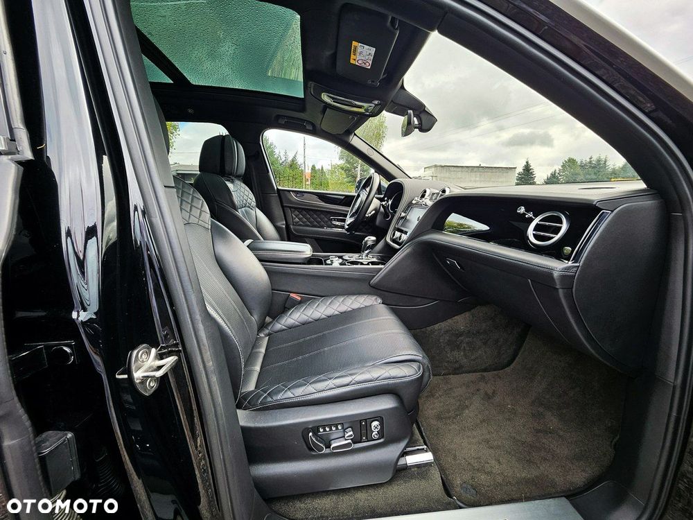 Bentley Bentayga - 10