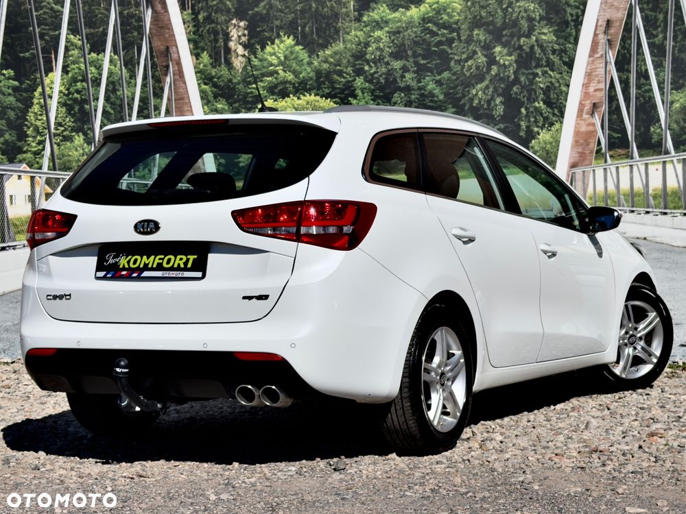 Kia Ceed 1.6 CRDi 136 DCT ISG GT Line - 13
