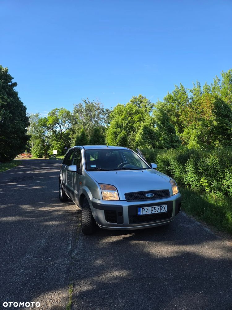 Ford Fusion 1.4 TDCI Ambiente - 1