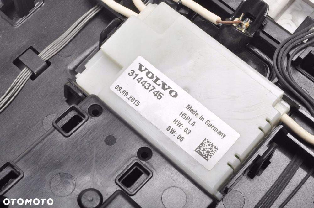 VOLVO XC90 II S90 V90 OŚWIETLENIE LAMPKA KABINY WNĘTRZA 31443745 - 3
