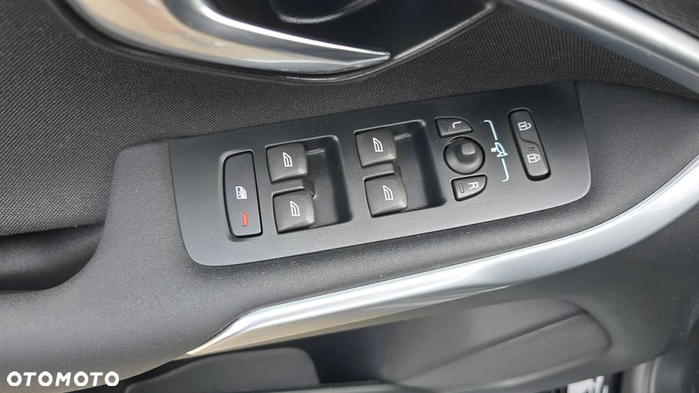 Volvo V40 D2 Drive-E Momentum - 7