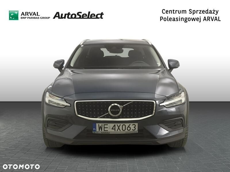 Volvo V60 Cross Country B5 B AWD - 9