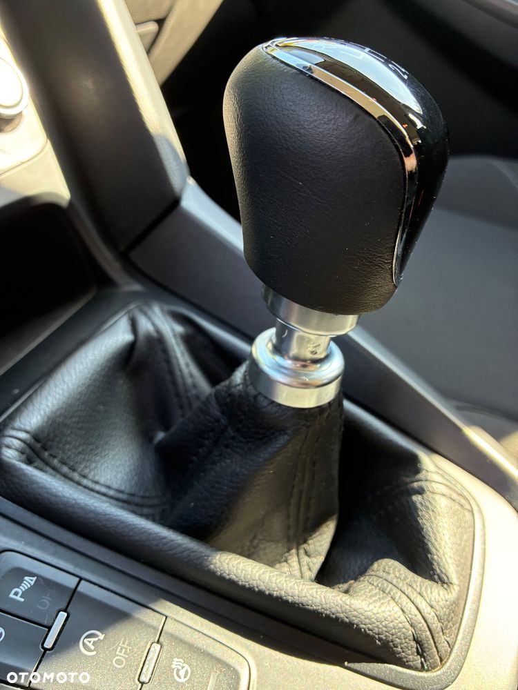 Ford Focus - 25