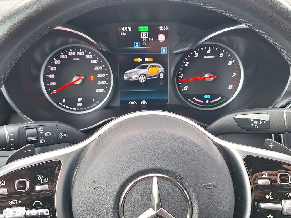 Mercedes-Benz GLC 200 - 23