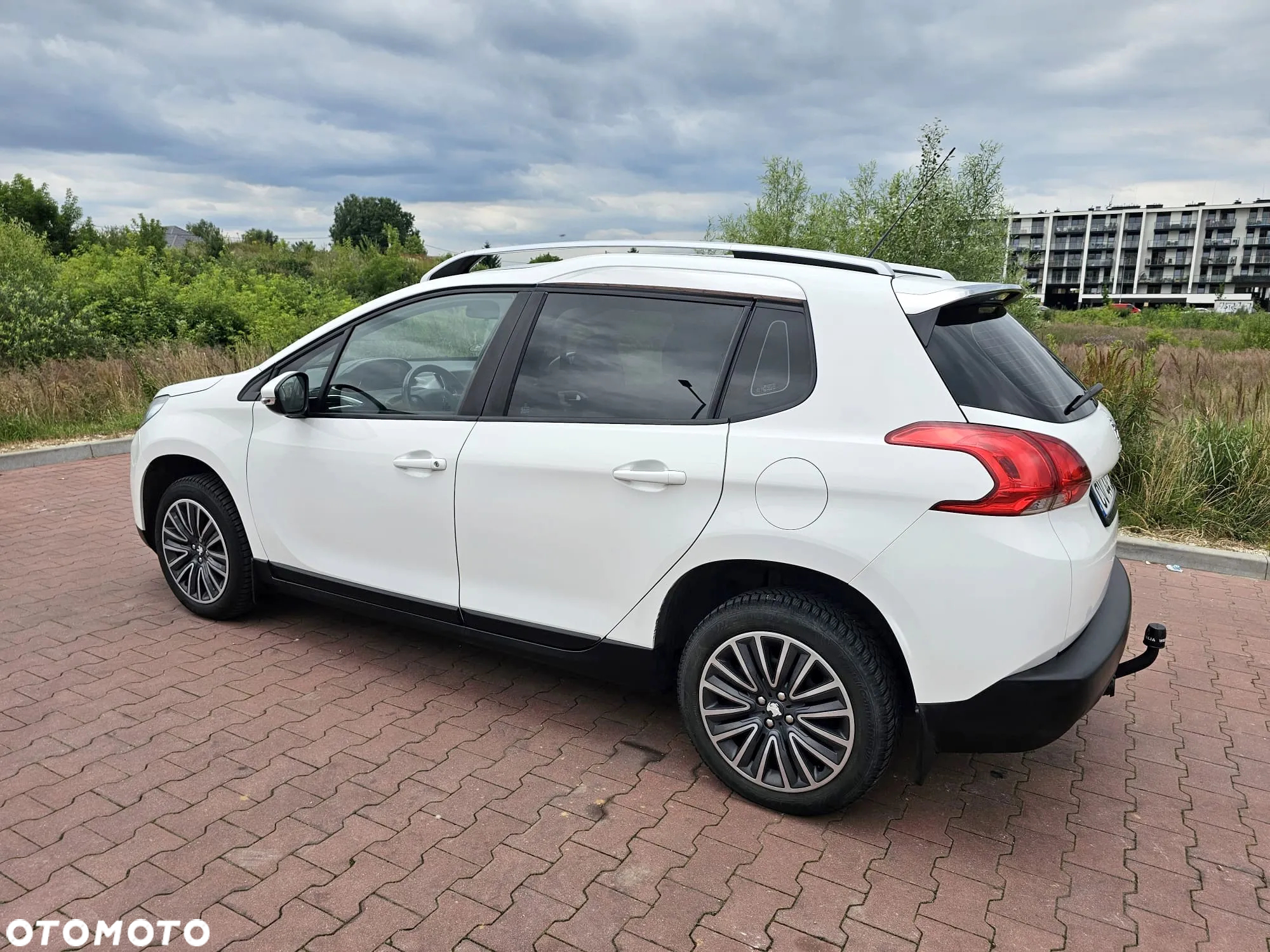 Peugeot 2008 - 15