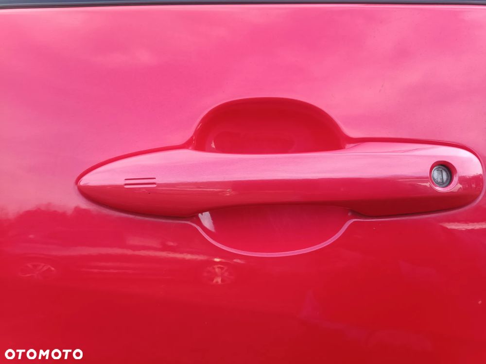 Toyota Yaris - 8
