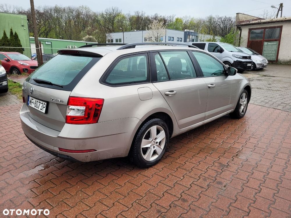 Skoda Octavia 2.0 TDI SCR Ambition - 4