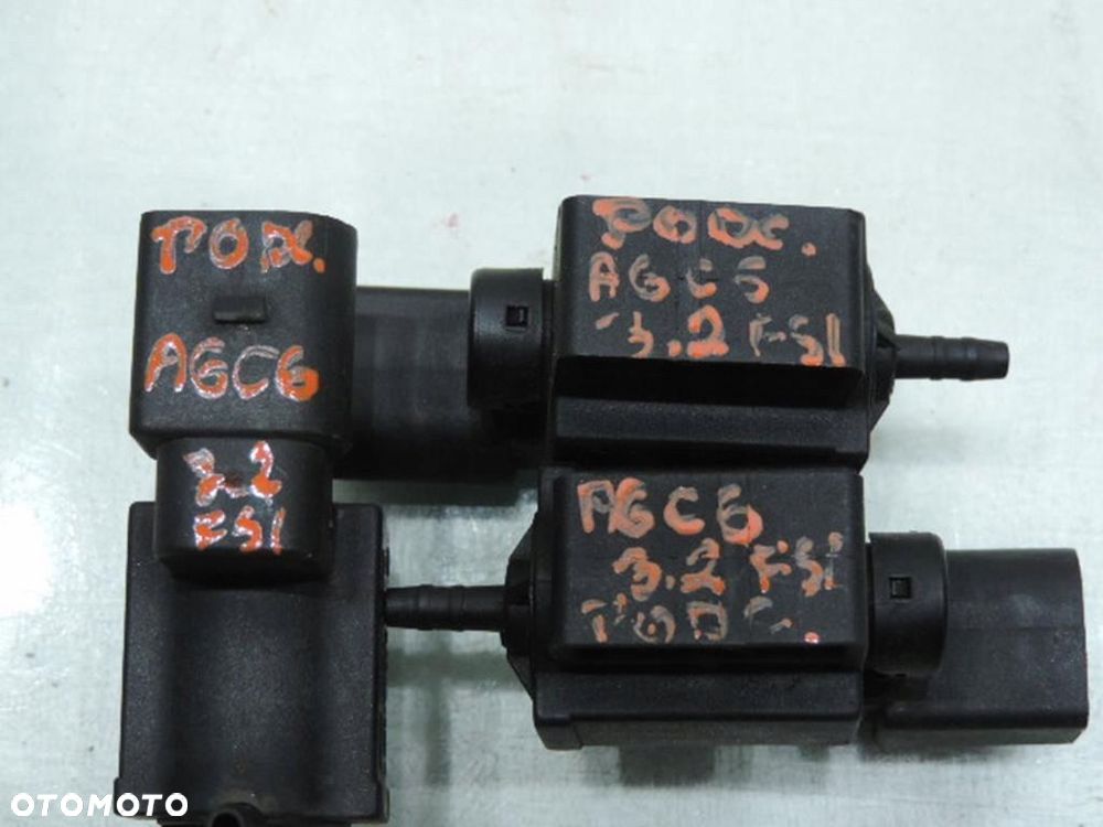 ZAWÓR PODCIŚNIENIA AUDI A6 C6 3.2 FSI 037906283C - 3