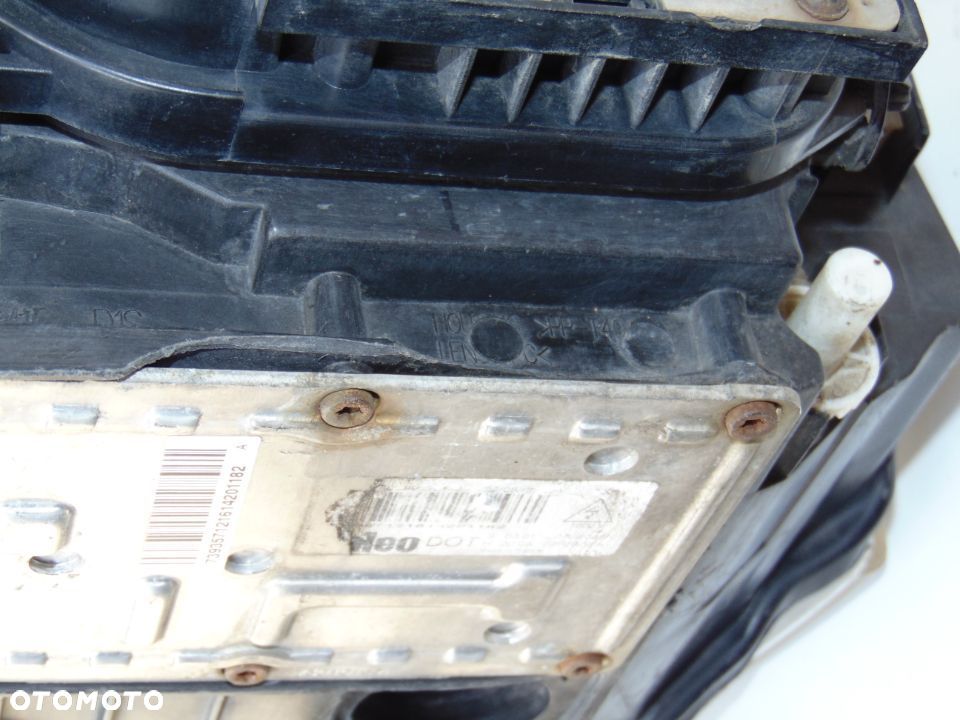 SKRĘTNA XENON lampa przednia przód prawa 3C0941752D VW Volkswagen Passat B6 , 05-10r EUROPA - 7