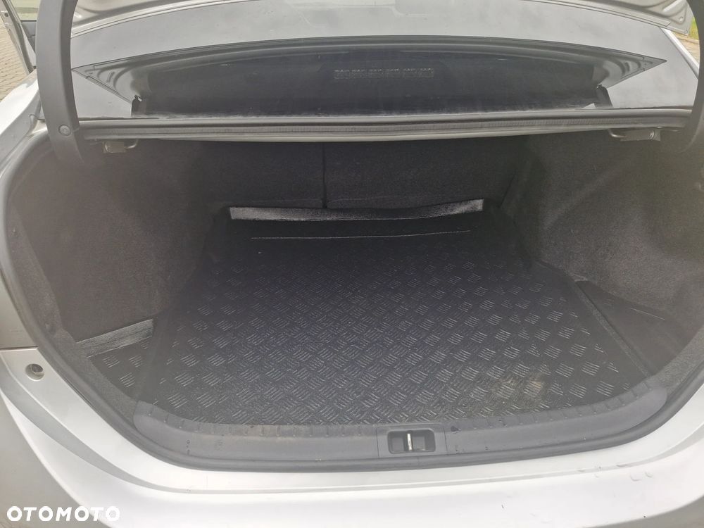 Toyota Corolla 1.6 Prestige - 11