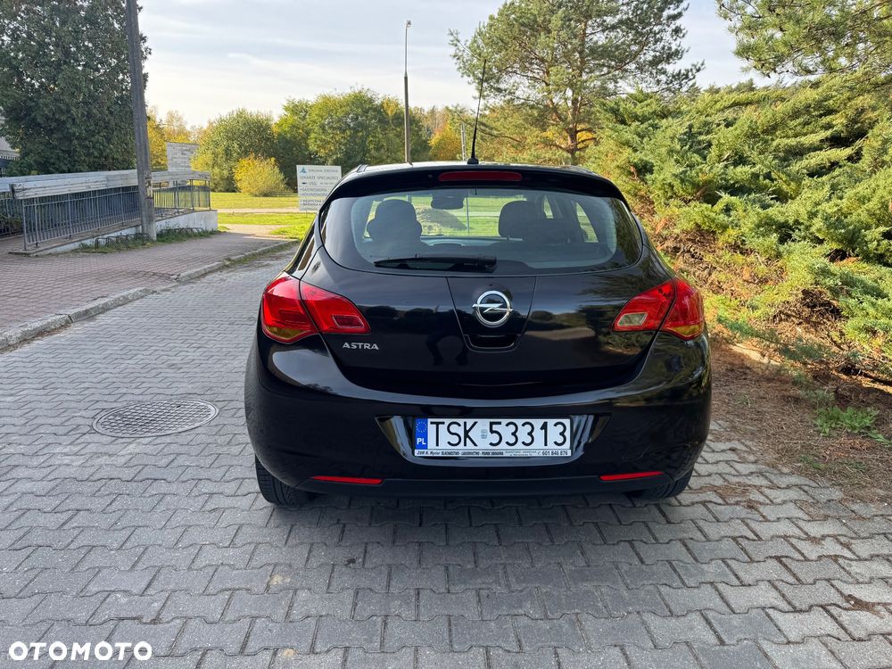 Opel Astra - 8