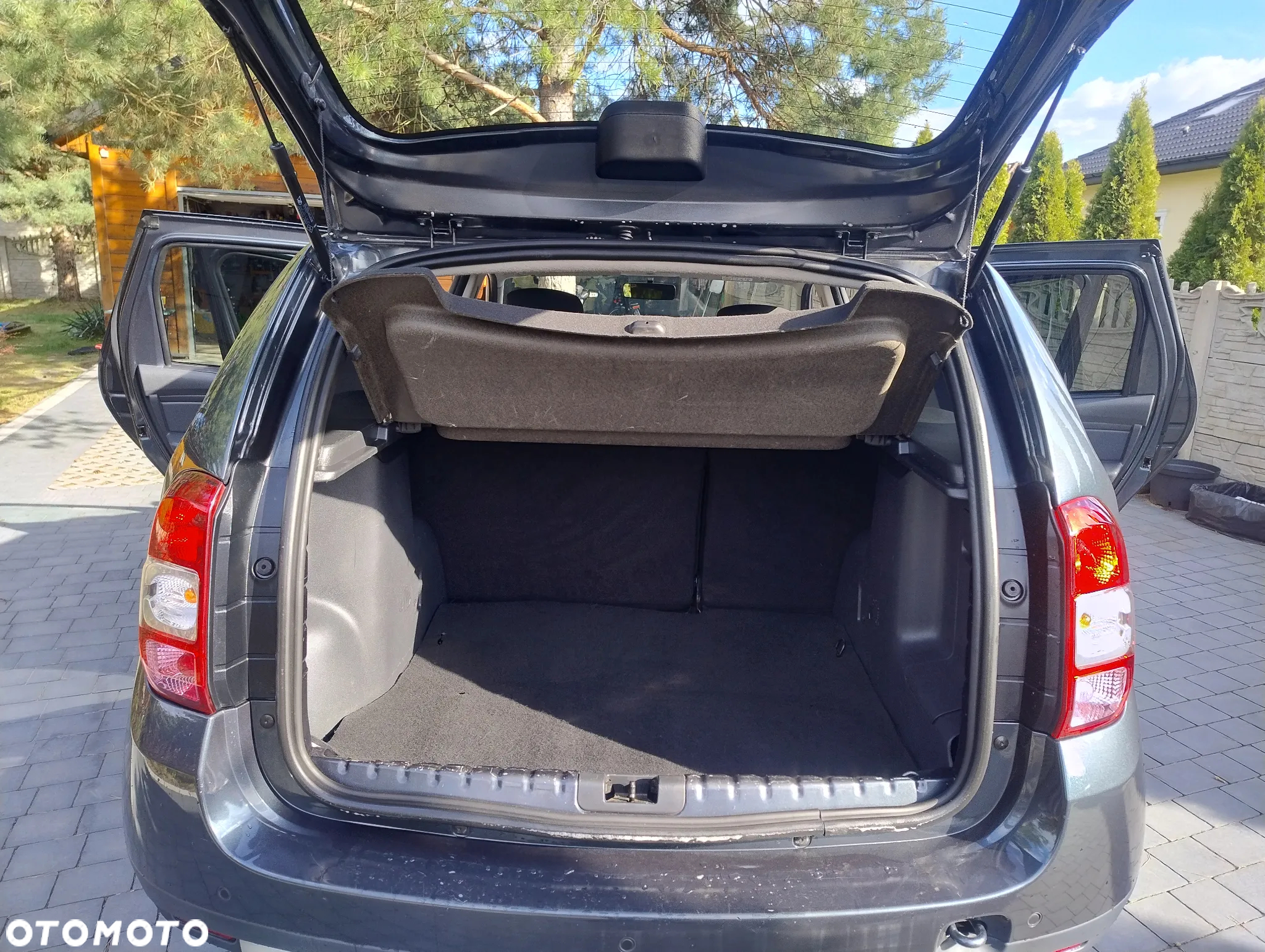 Dacia Duster 1.2 TCe Laureate S&S EU6 - 12