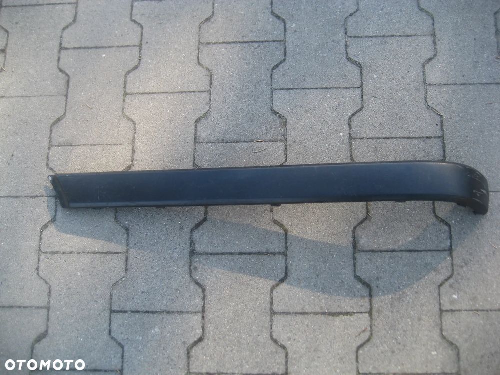 bmw 5 e34 listwa zderzaka tył lewa 51121944185