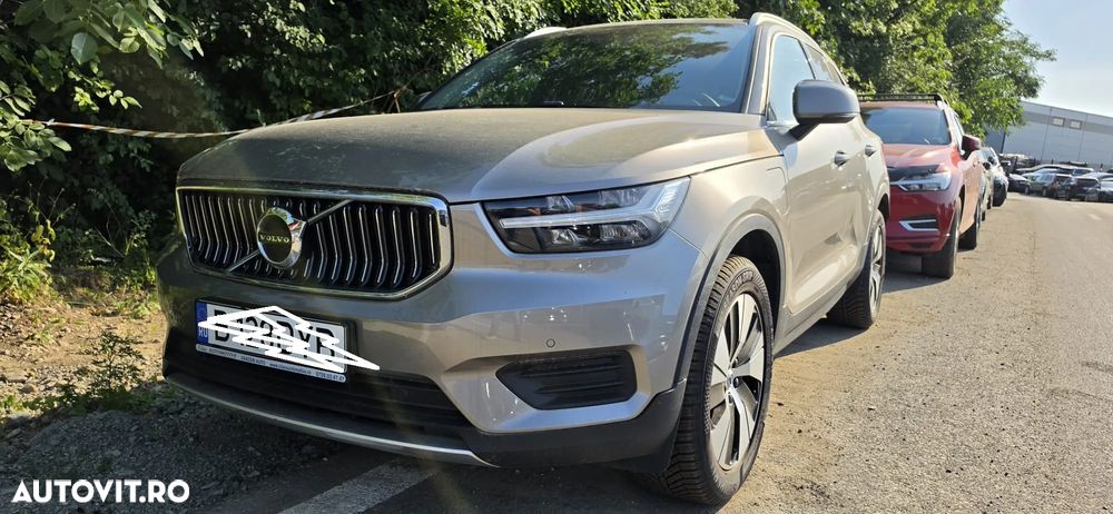VOLVO XC40 2021