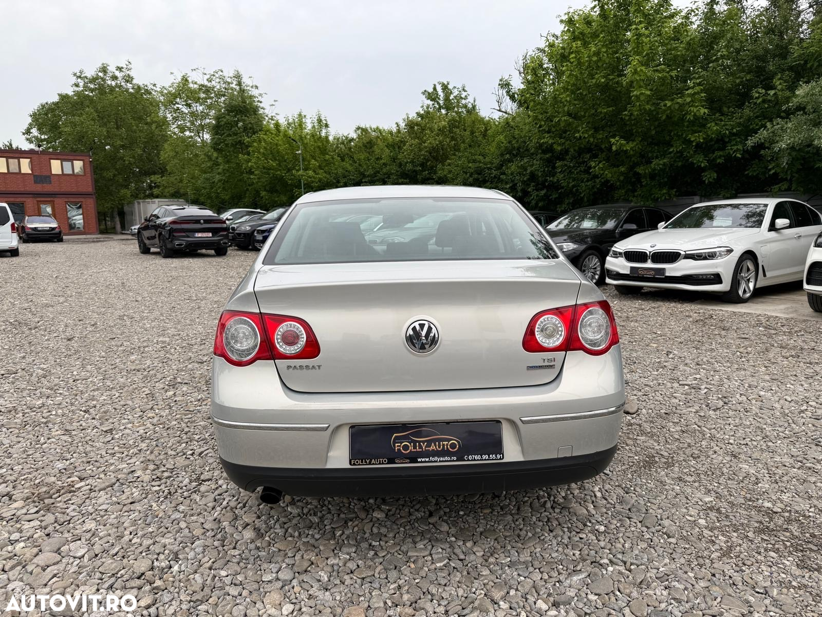 Volkswagen Passat - 23