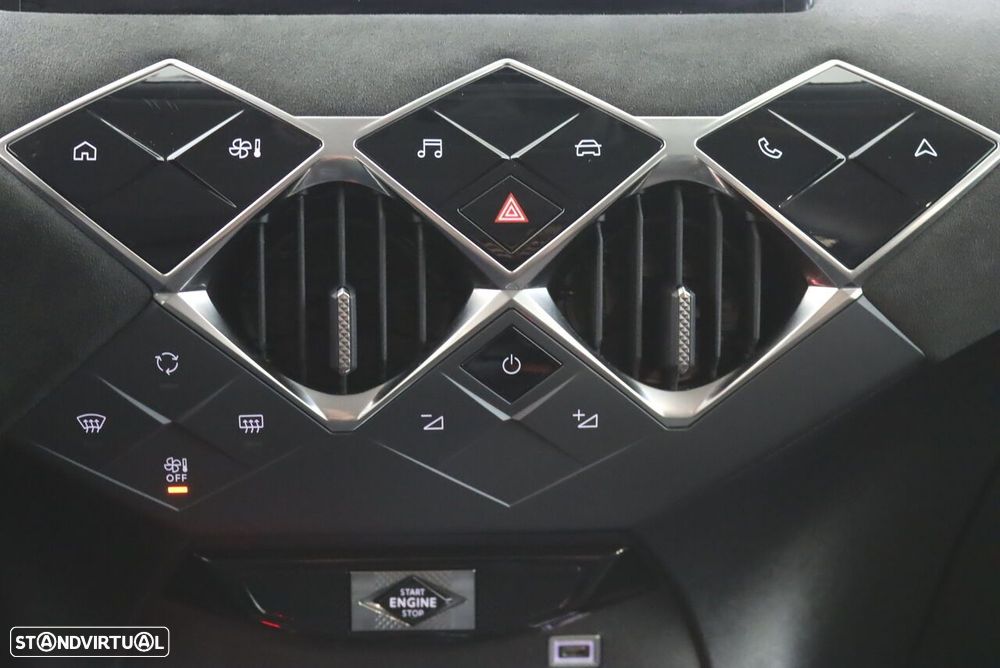 DS DS3 Crossback PureTech 130 Aut. PERFORMANCE LINE - 17