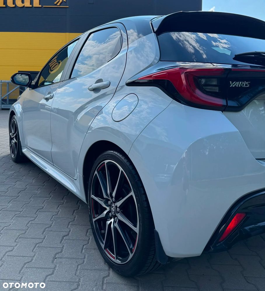 Toyota Yaris 1.5 Comfort - 6
