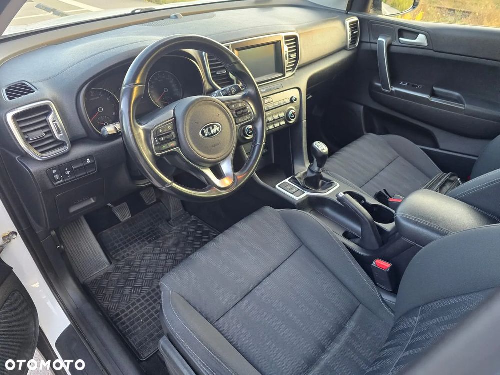 Kia Sportage - 14