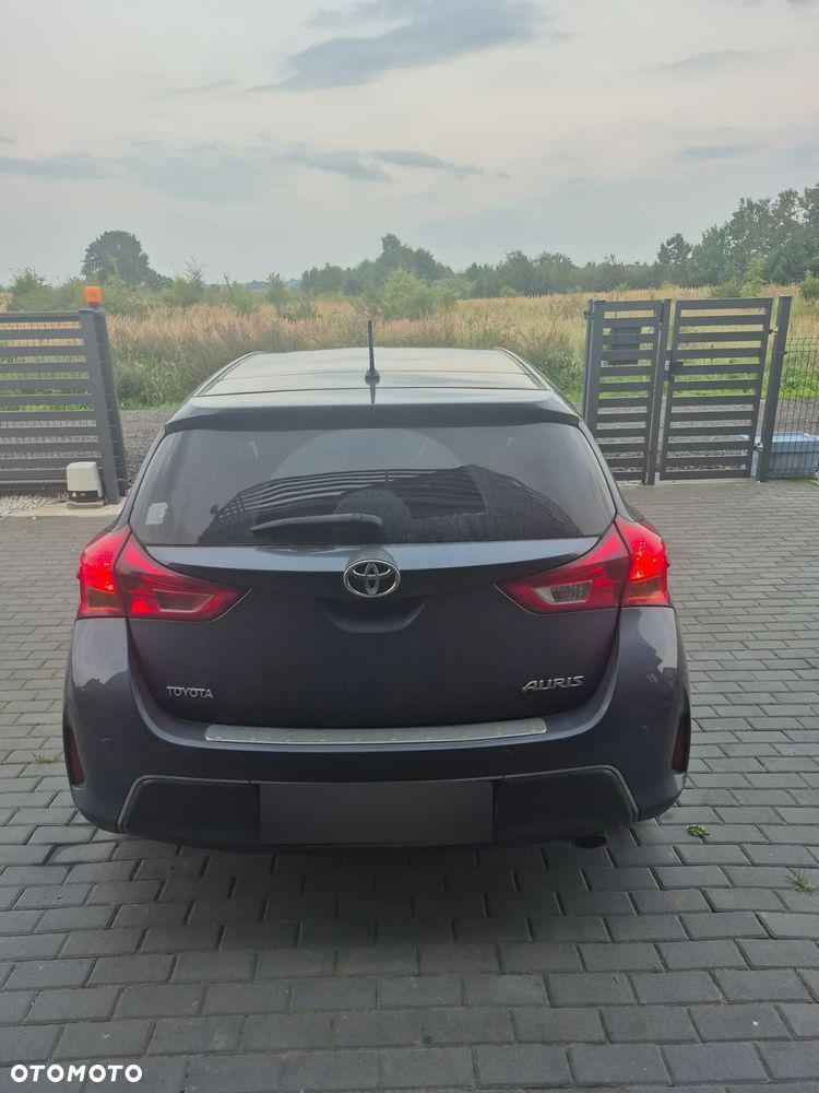 Toyota Auris - 8