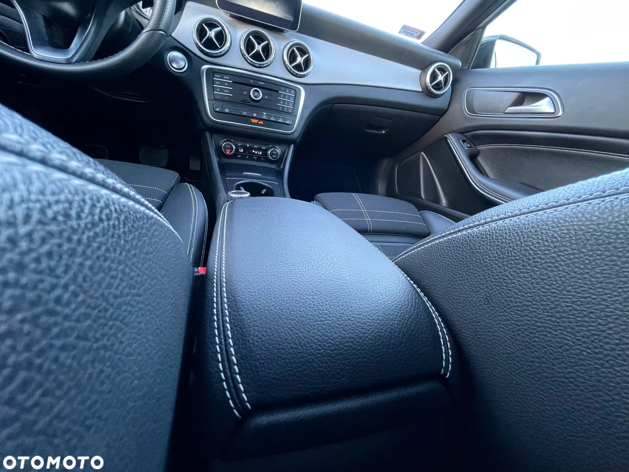 Mercedes-Benz GLA 250 4-Matic - 29