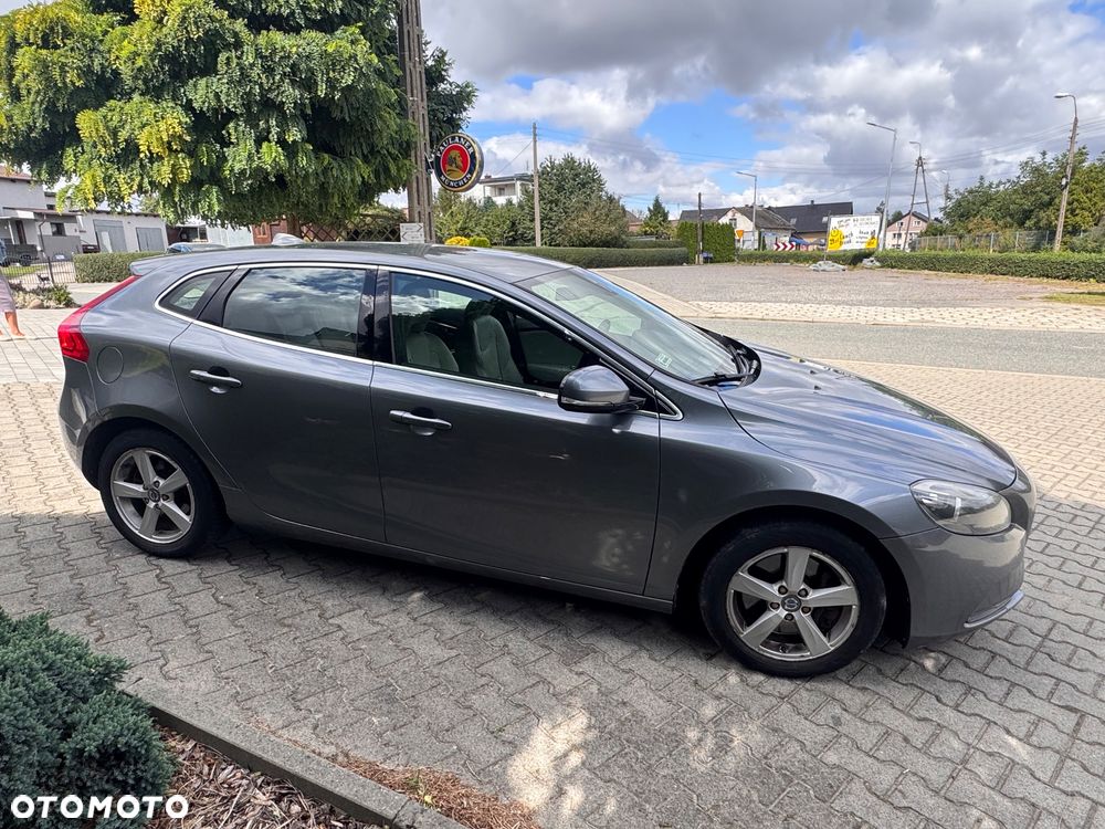 Volvo V40 D4 Drive-E Momentum - 5