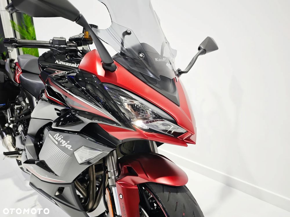 Kawasaki Ninja 1000 SX - 21