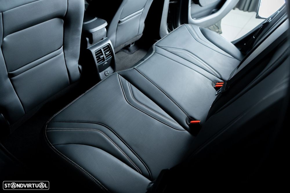 Ford Mustang Mach-E 75.7 kWh Base - 8