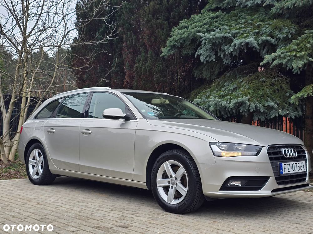 Audi A4 Avant - 10