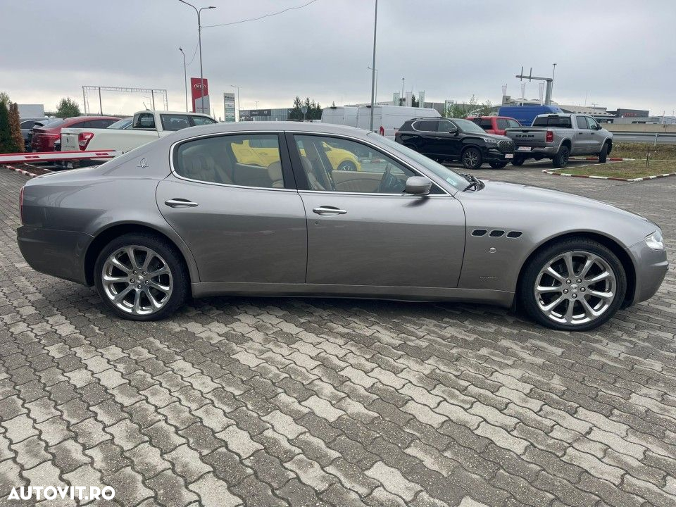 Maserati Quattroporte - 4
