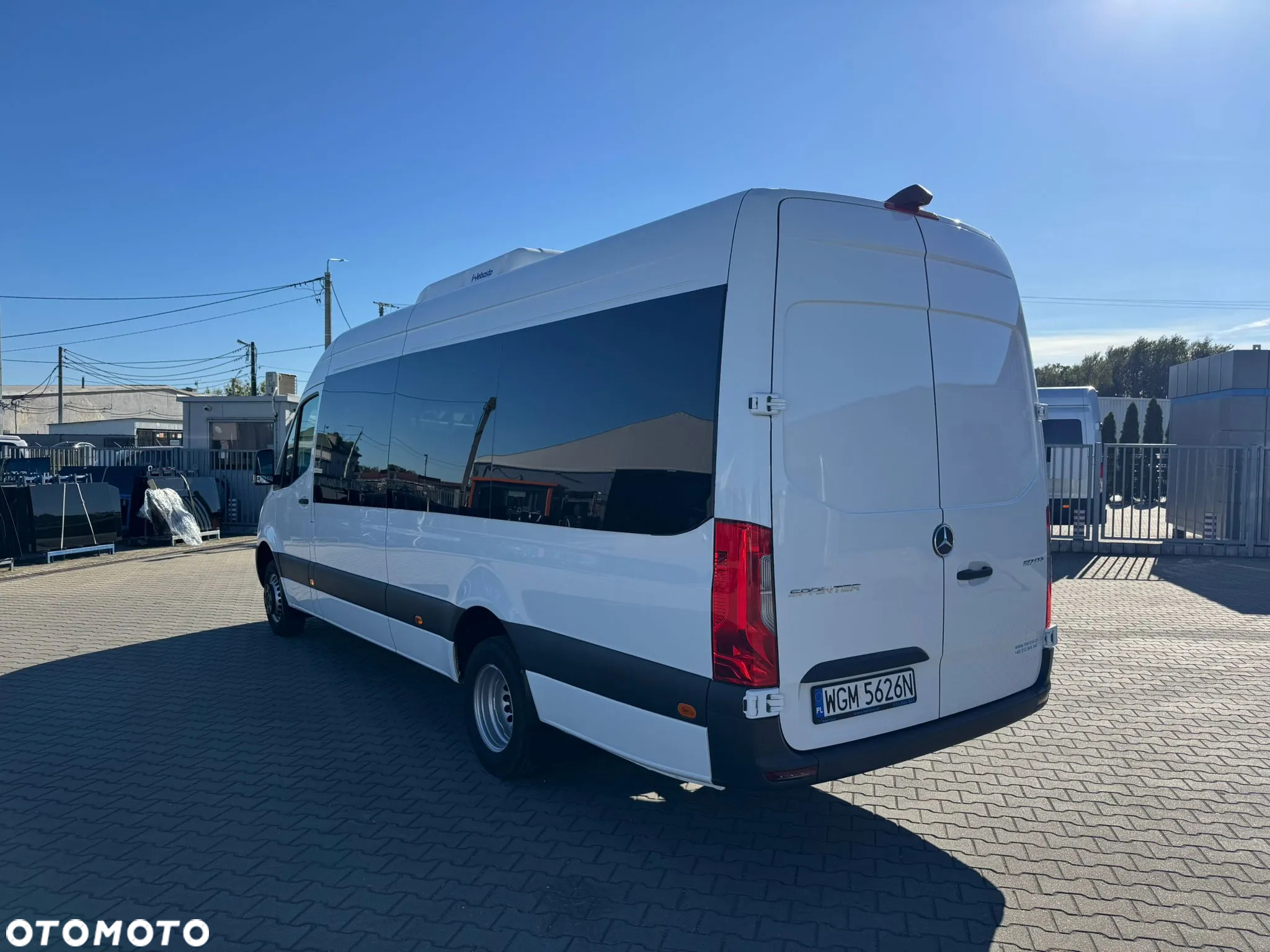 Mercedes-Benz Sprinter 517 - 7