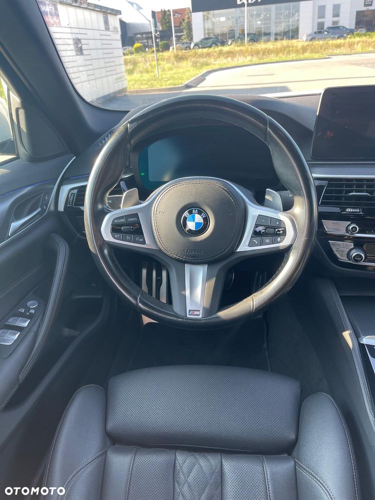 BMW Seria 5 520d xDrive MHEV M Sport sport - 11