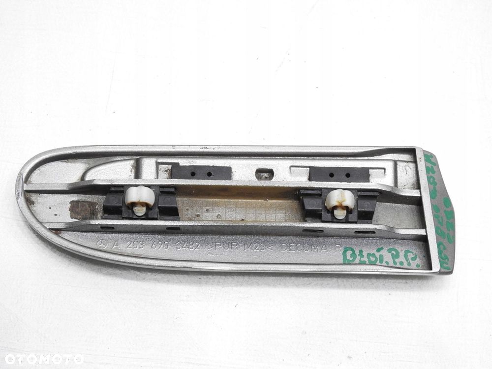 LISTWA BŁOTNIKA PRAWY PRZÓD C723 MERCEDES W203 - 4