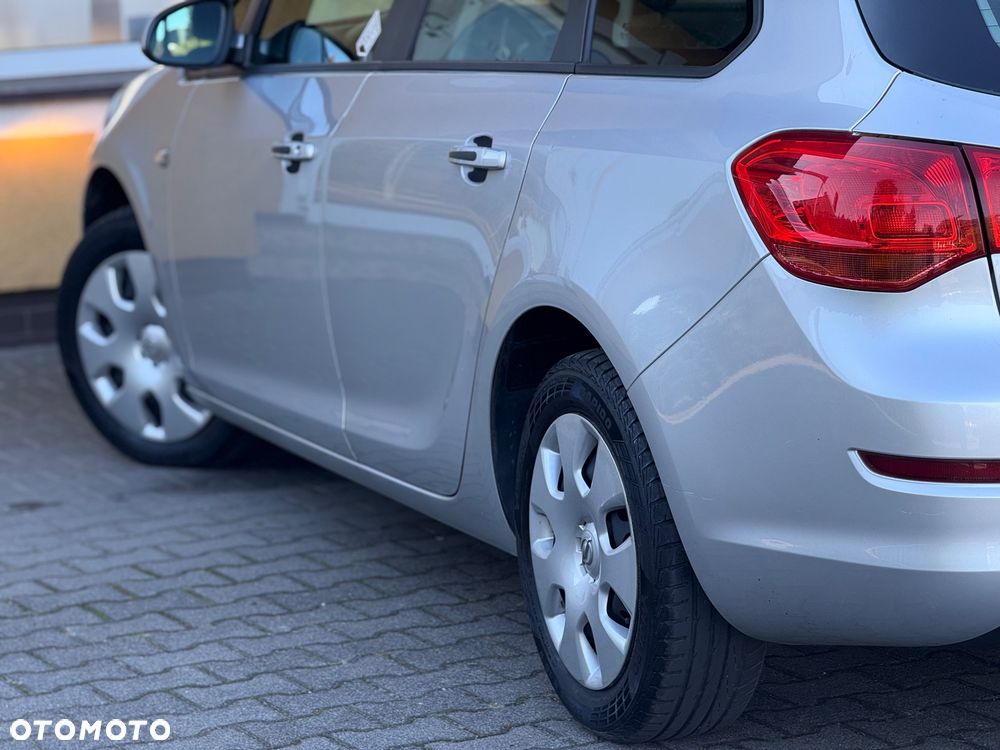 Opel Astra 1.7 CDTI DPF Innovation - 11