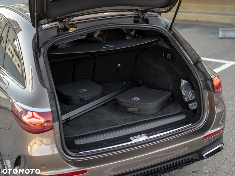 Mercedes-Benz Klasa E 300de 4Matic 9G-TRONIC Edition AMG Line - 9