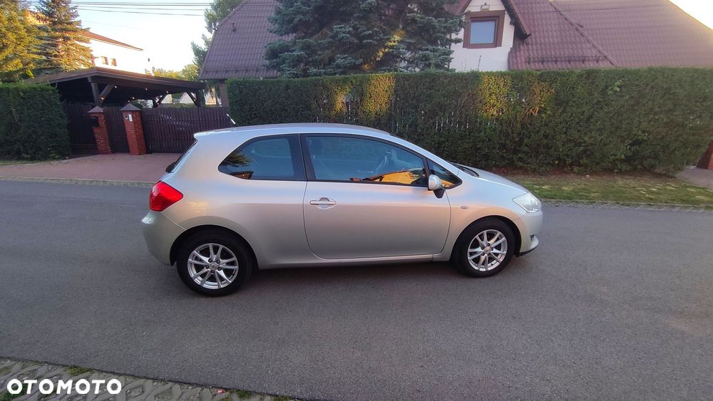 Toyota Auris 1.4 VVT-i Sol - 28