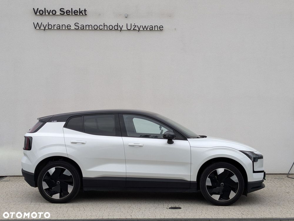 Volvo EX30 69kWh Single Motor Long Range Plus - 6