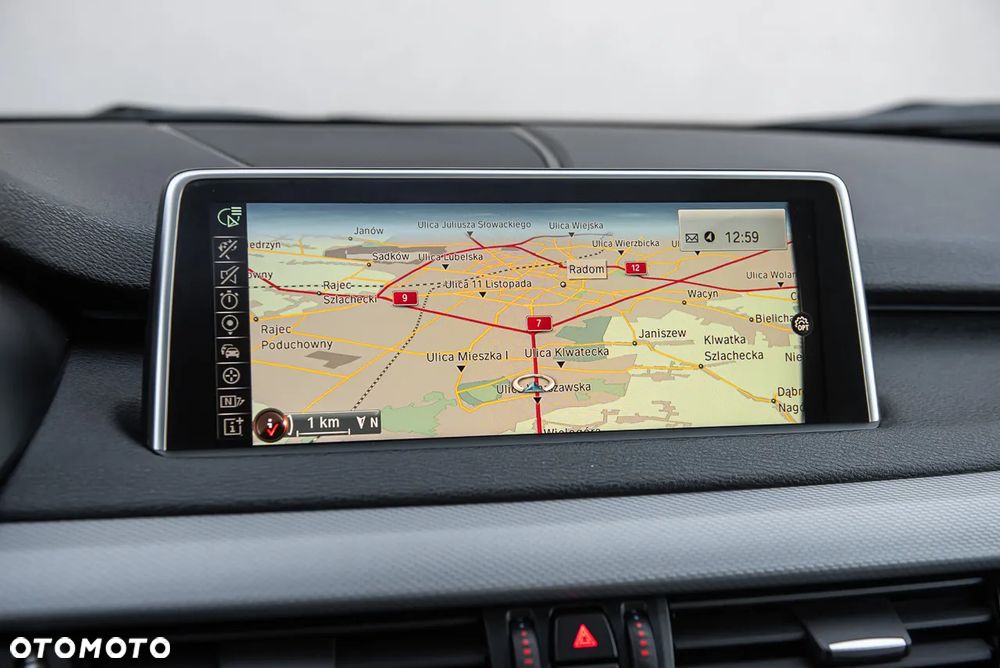 BMW X5 xDrive40d Sport-Aut - 25