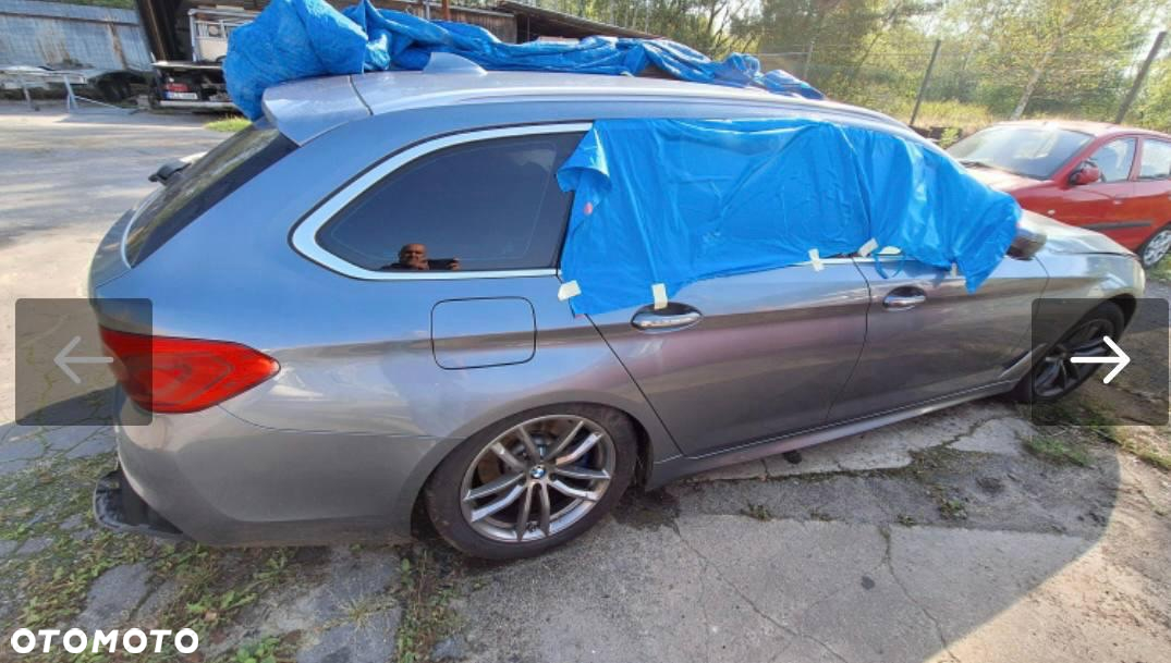 BMW Seria 5 530d Touring Sport Line - 4