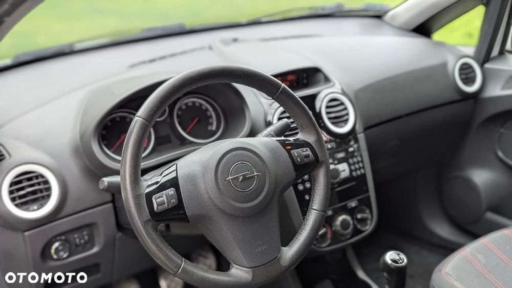 Opel Corsa - 4
