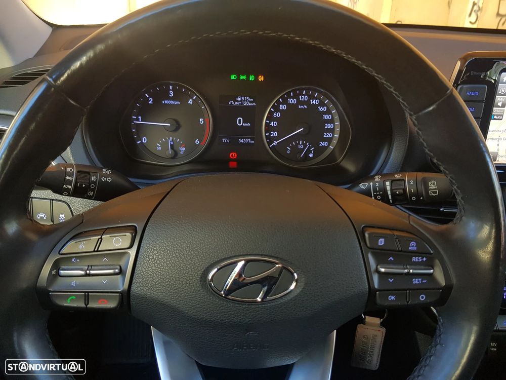 Hyundai i30 1.6 CRDi Launch Edition - 23