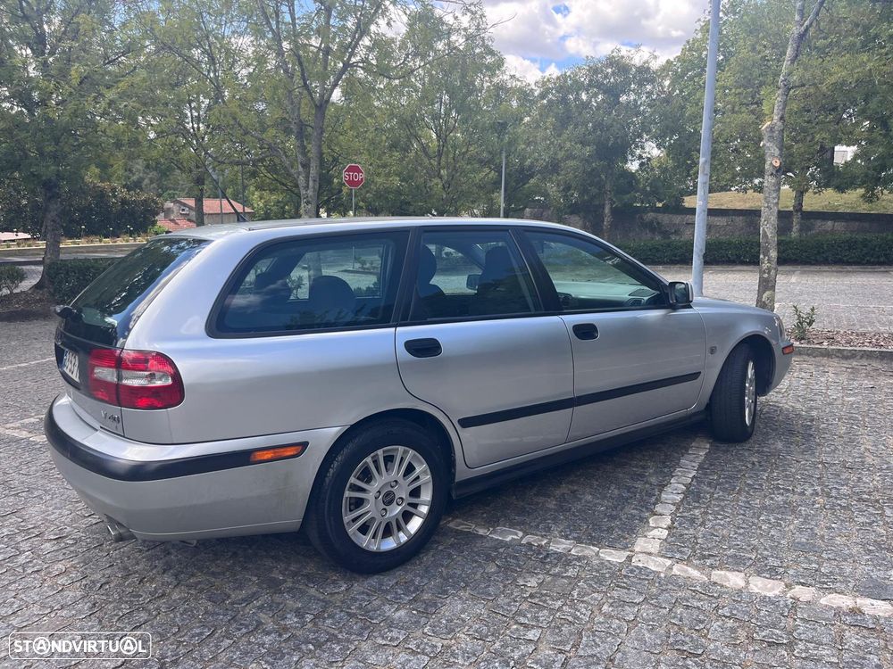 Volvo V40 1.6 Base - 10