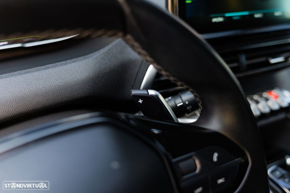 Peugeot 3008 1.6 Hybrid Allure e-EAT8 - 16