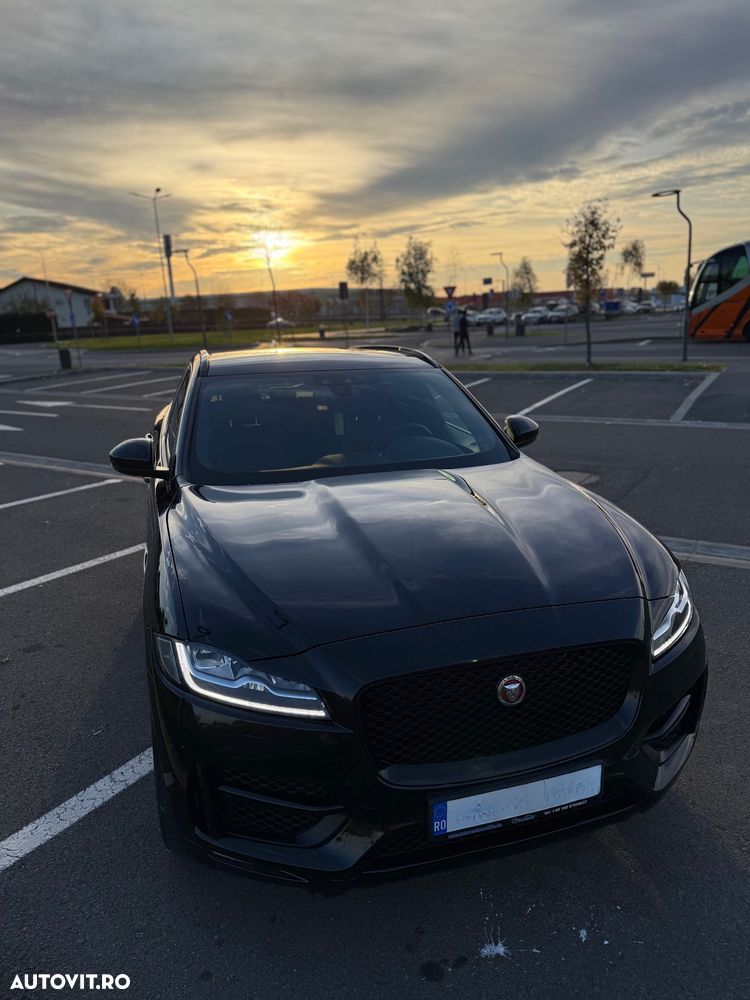 Jaguar F-Pace 20d AWD Aut. R-Sport - 14